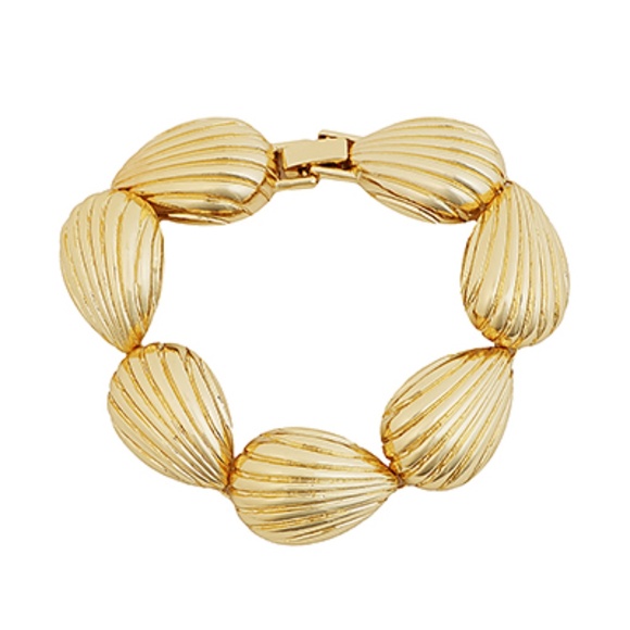 Textured & Linked Shell Bracelet - Picture 1 of 1